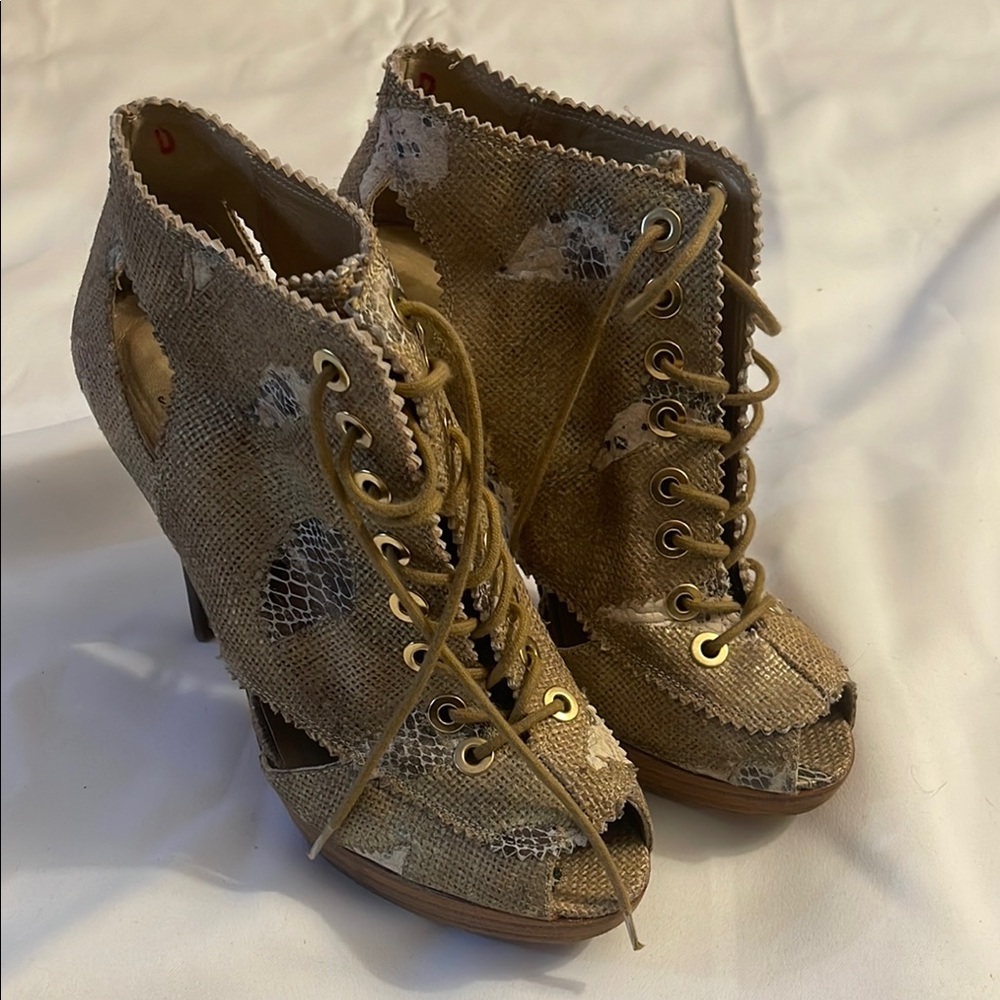Stuart Weitzman Tan Peep-Toe Ankle lace up Boots